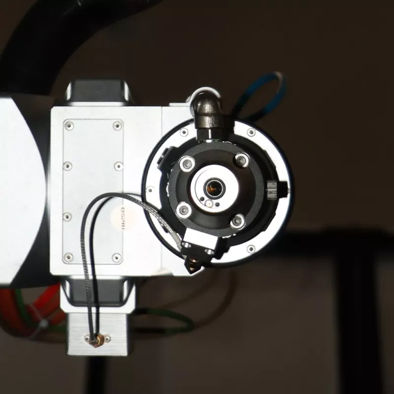 3D penkių ašių lazerinio pjovimo staklės